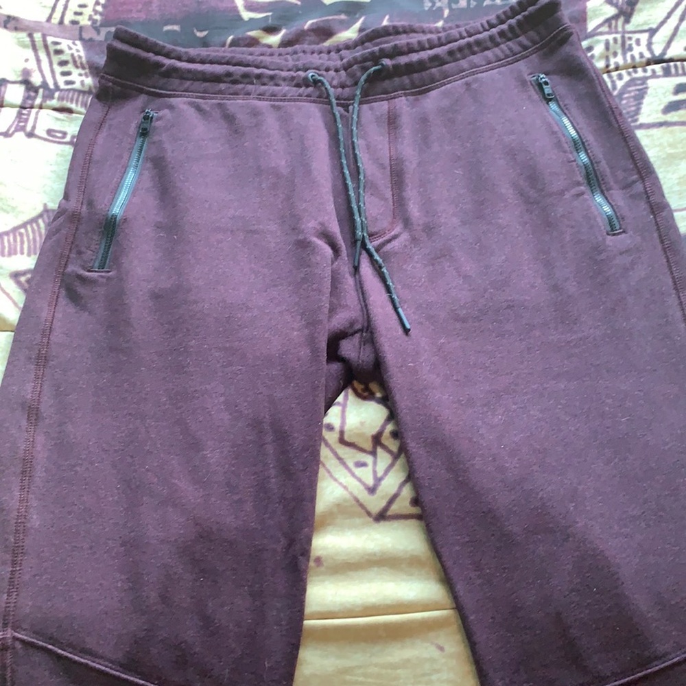 American eagle Ae city joggers